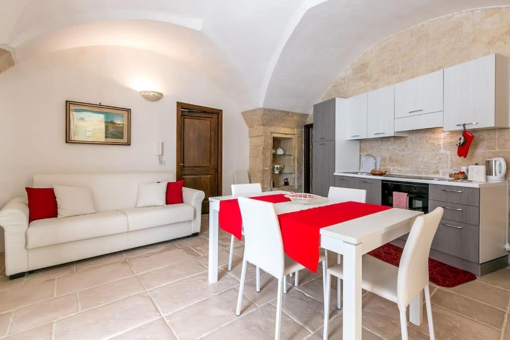 Appartement Dimora Del '500 In Zona Santa Croce à Lecce Extérieur photo